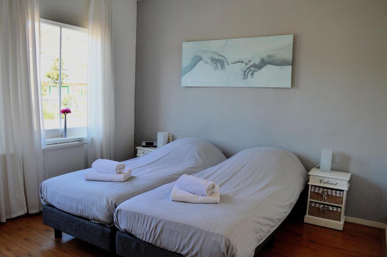 Bed and Breakfast T Laege Uus Burgh-Haamstede Esterno foto