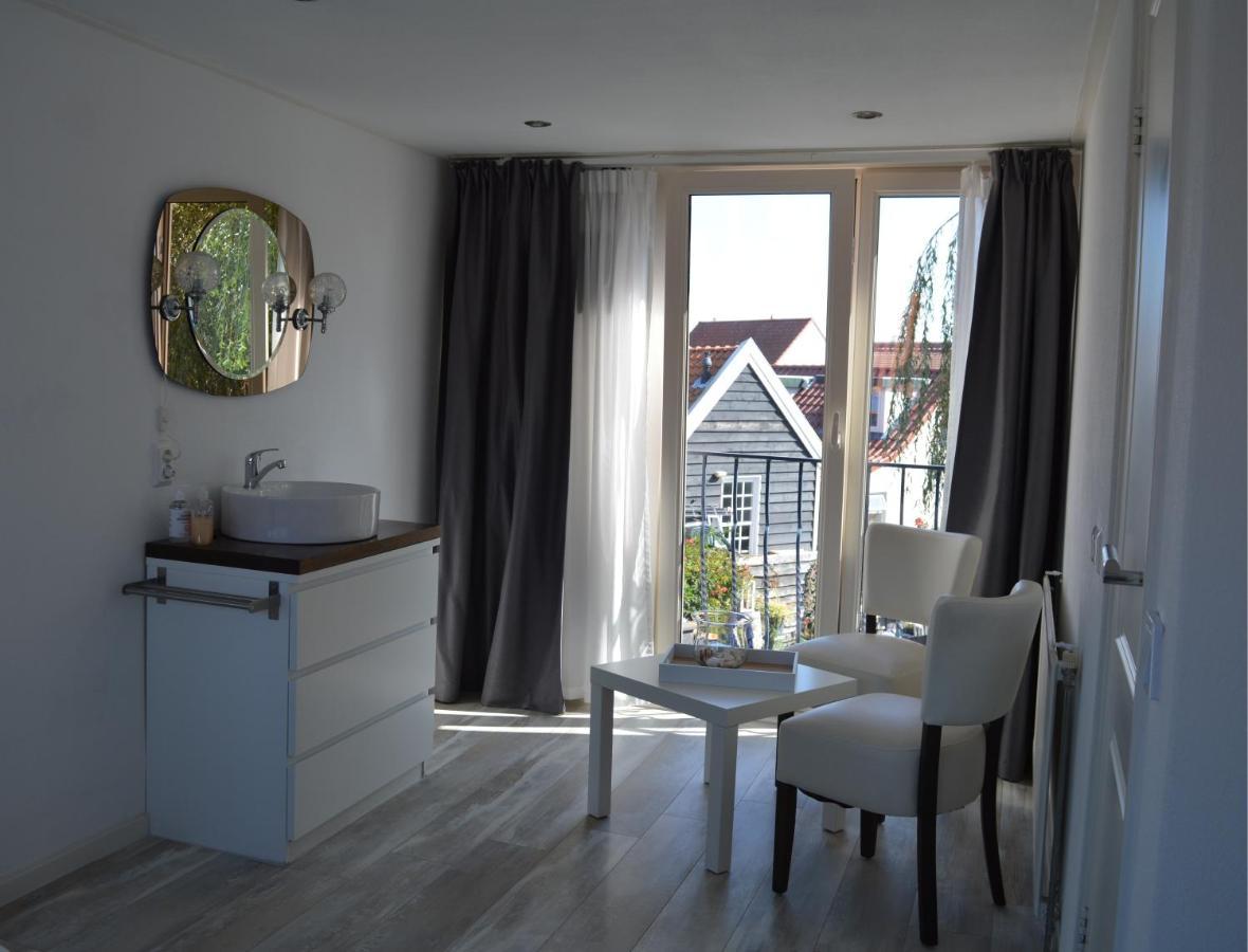Bed and Breakfast T Laege Uus Burgh-Haamstede Esterno foto