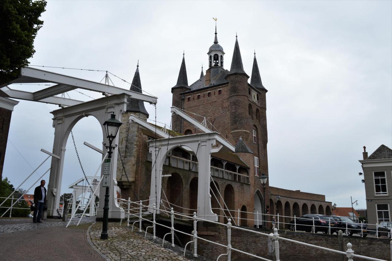 Bed and Breakfast T Laege Uus Burgh-Haamstede Esterno foto