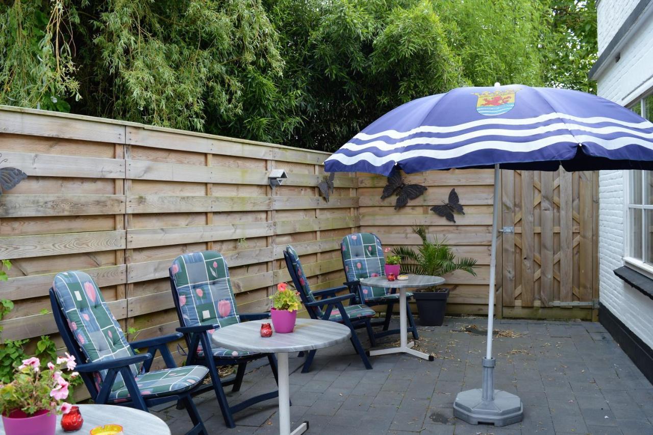 Bed and Breakfast T Laege Uus Burgh-Haamstede Esterno foto